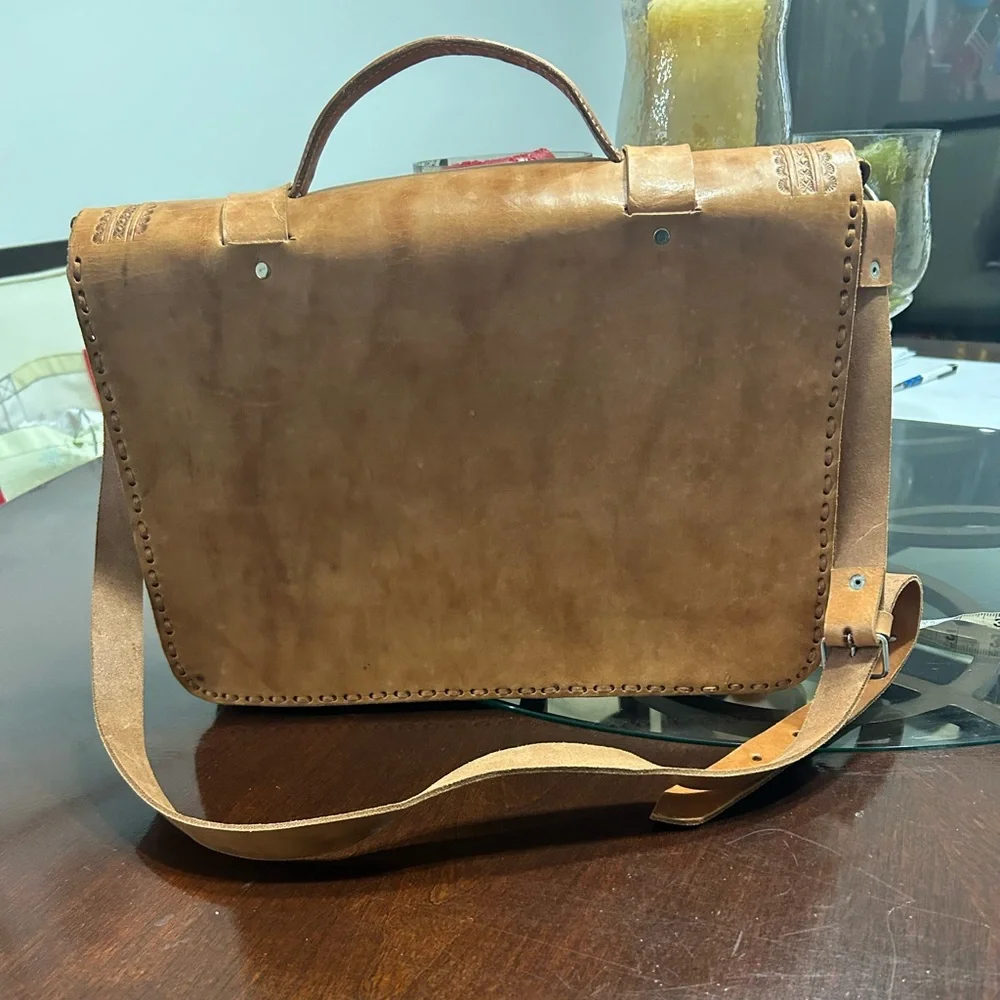 - Genuine and decorated leather briefcase, camel color, unisex, medium size